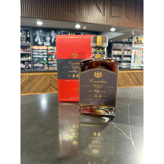 Canadian Club | Chronicles | Aged 44 Years